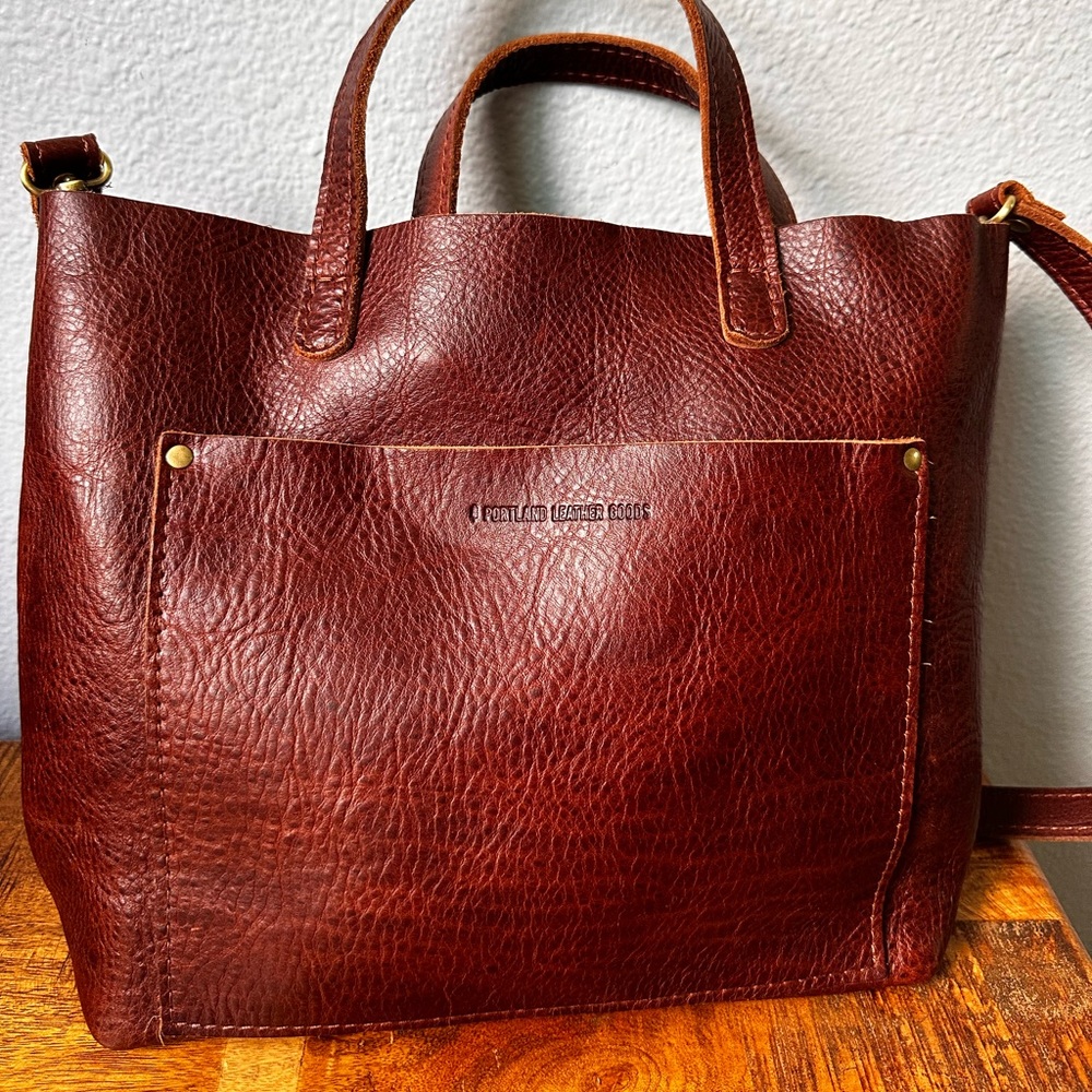 Portland Leather Medium Crossbody Tote
